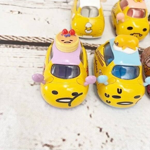 GUDETAMA Limited Edition Metal Diecast Cars - Picture 6 of 12